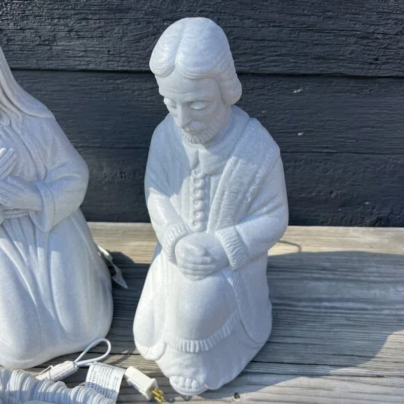 Vintage 90's Grand Venture Blow Mold Nativity Manger Scene Simulated Granite - Picture 4 of 16